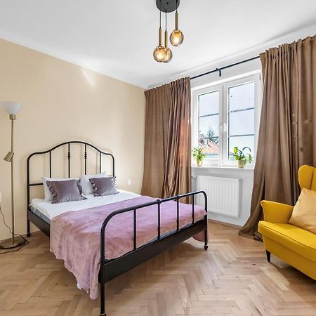 Unique Old Town 2Br Apt Stara 7 Варшава Екстериор снимка