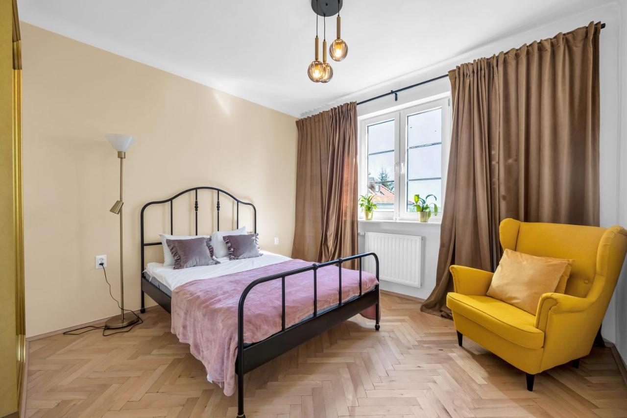 Unique Old Town 2Br Apt Stara 7 Варшава Екстериор снимка