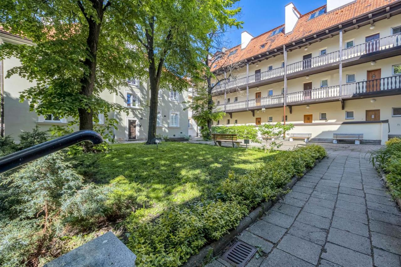 Unique Old Town 2Br Apt Stara 7 Варшава Екстериор снимка